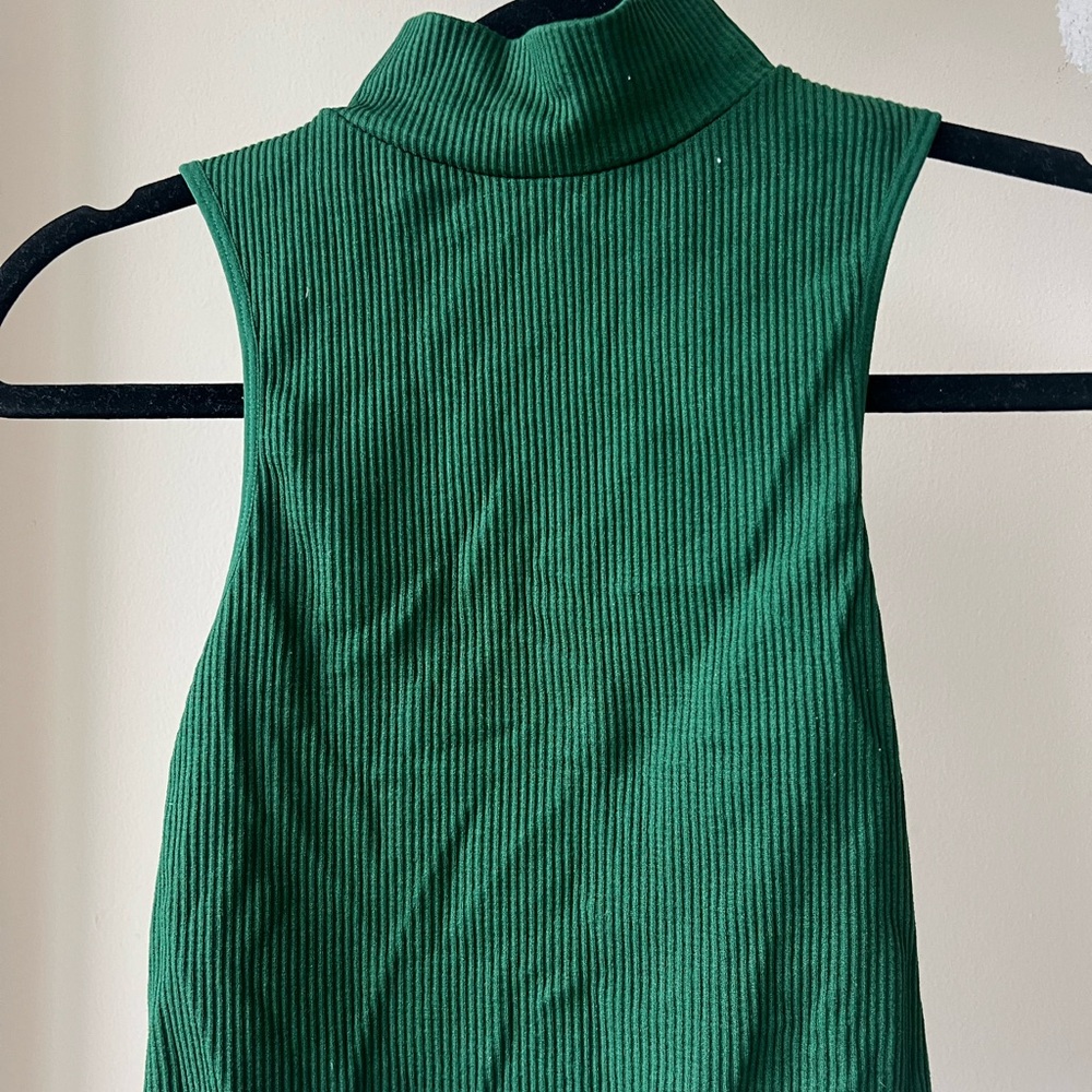 Zara seamless ribbed mock neck crop top